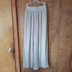 New Directions Women’s M Gray Wide Leg Palazzo Pants Elastic Waist Crochet Side